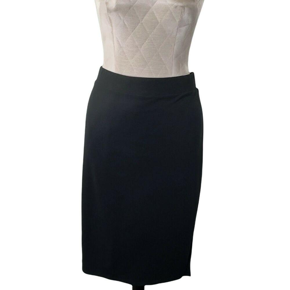 Torrid Black Knit Pull On Pencil Skirt Stretch Fitted Asymmetrical Back Size 3